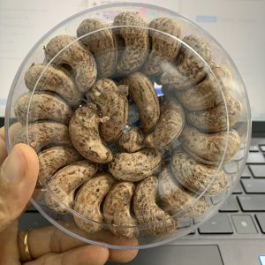 hạt điều hộp xếp hoa 270g