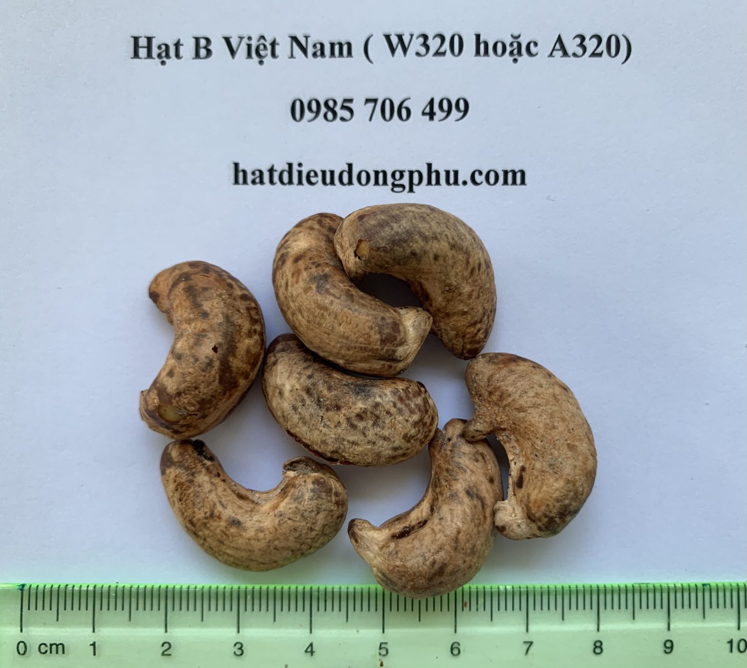 CASHEW NUTS FOR SALE PACKAGE 30G Công Ty TNHH Thực Phẩm Đồng Phú