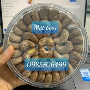 Hạt điều xếp hoa